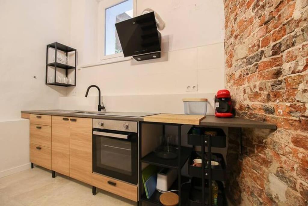 Vivienda En El Centro De Santander Apartment Exterior photo