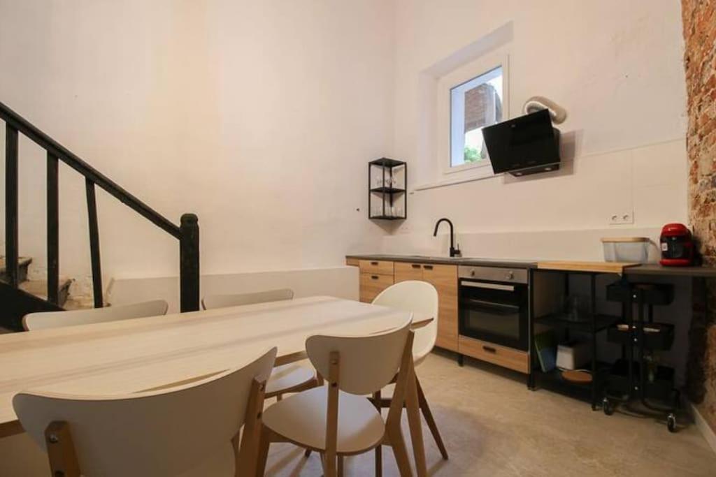 Vivienda En El Centro De Santander Apartment Exterior photo